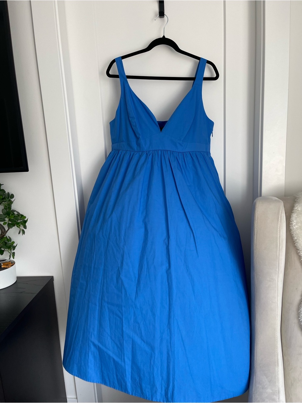 Banana Republic Cobalt Blue V-Neck Full Skirt Prom Dress